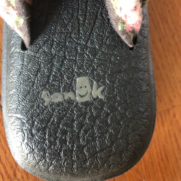 Floral sandals - Picture 4 of 7